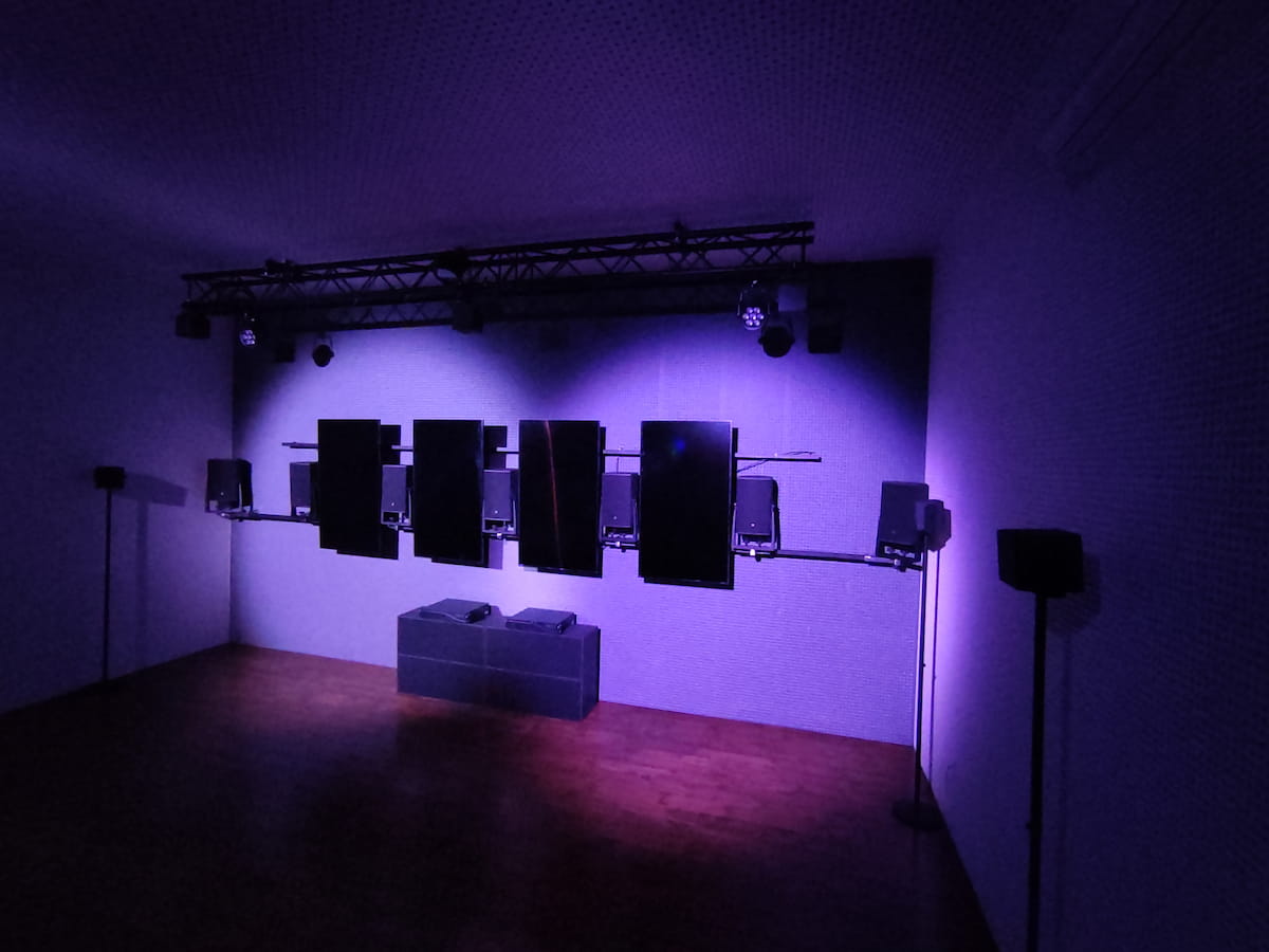 Audmax térhatású hangrendszer